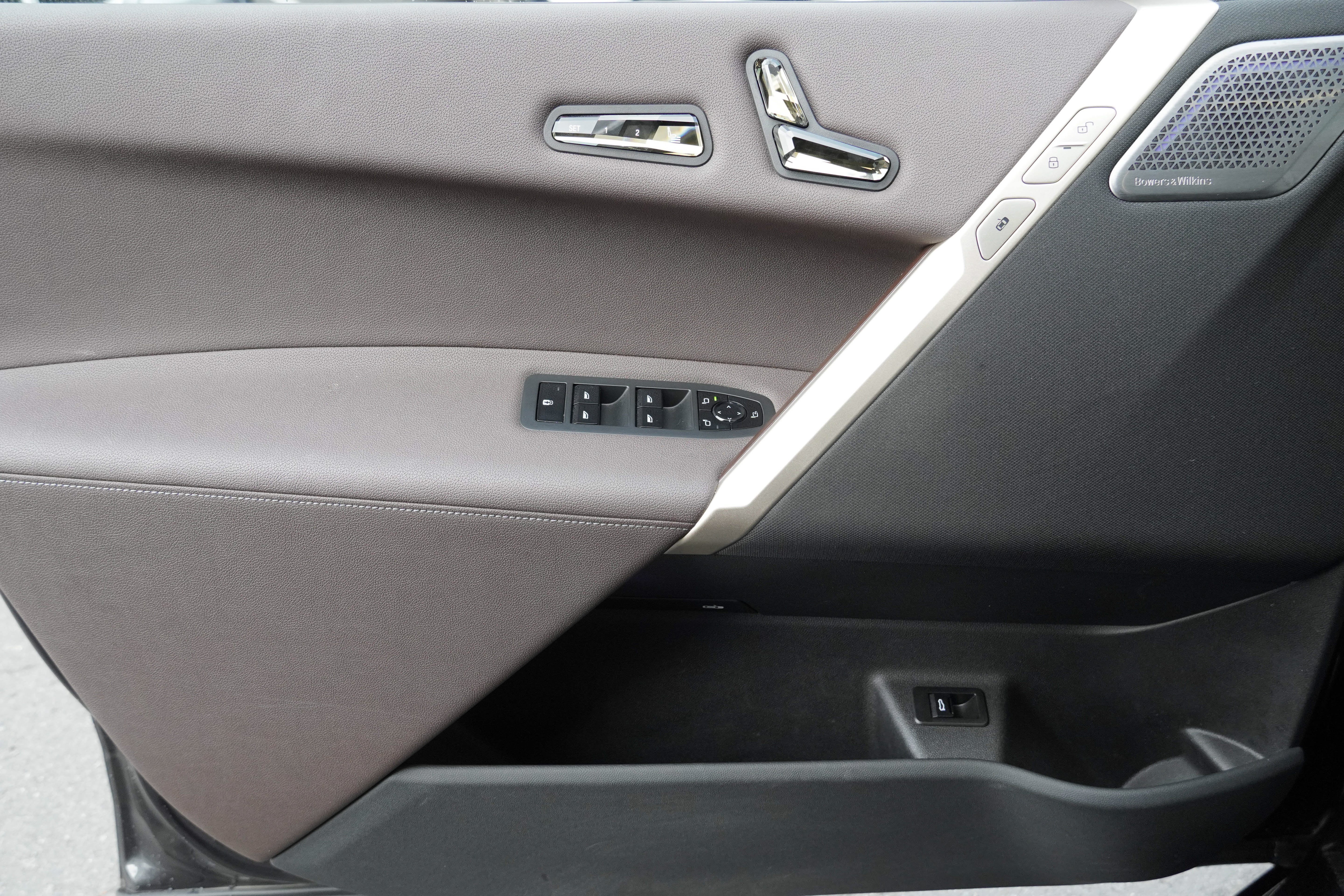 Certified 2024 BMW iX M60 AWD/4WD image 31