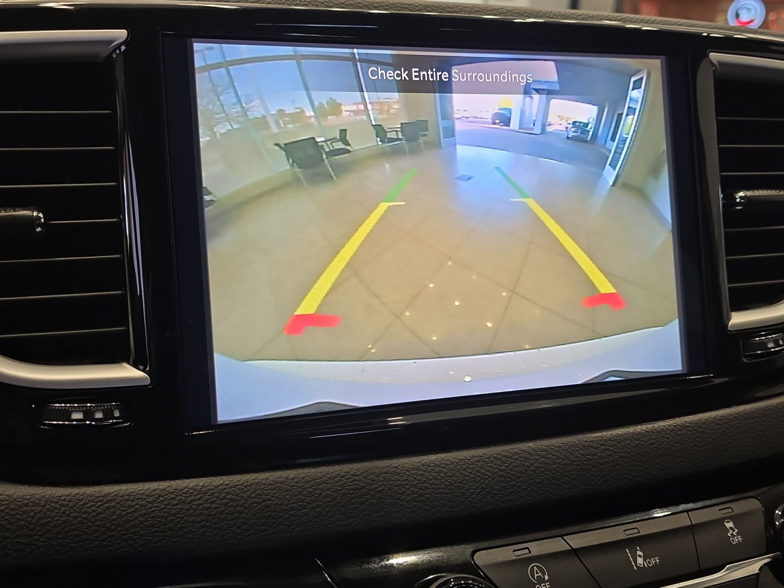 Used 2022 Chrysler Pacifica Touring-L FWD image 24