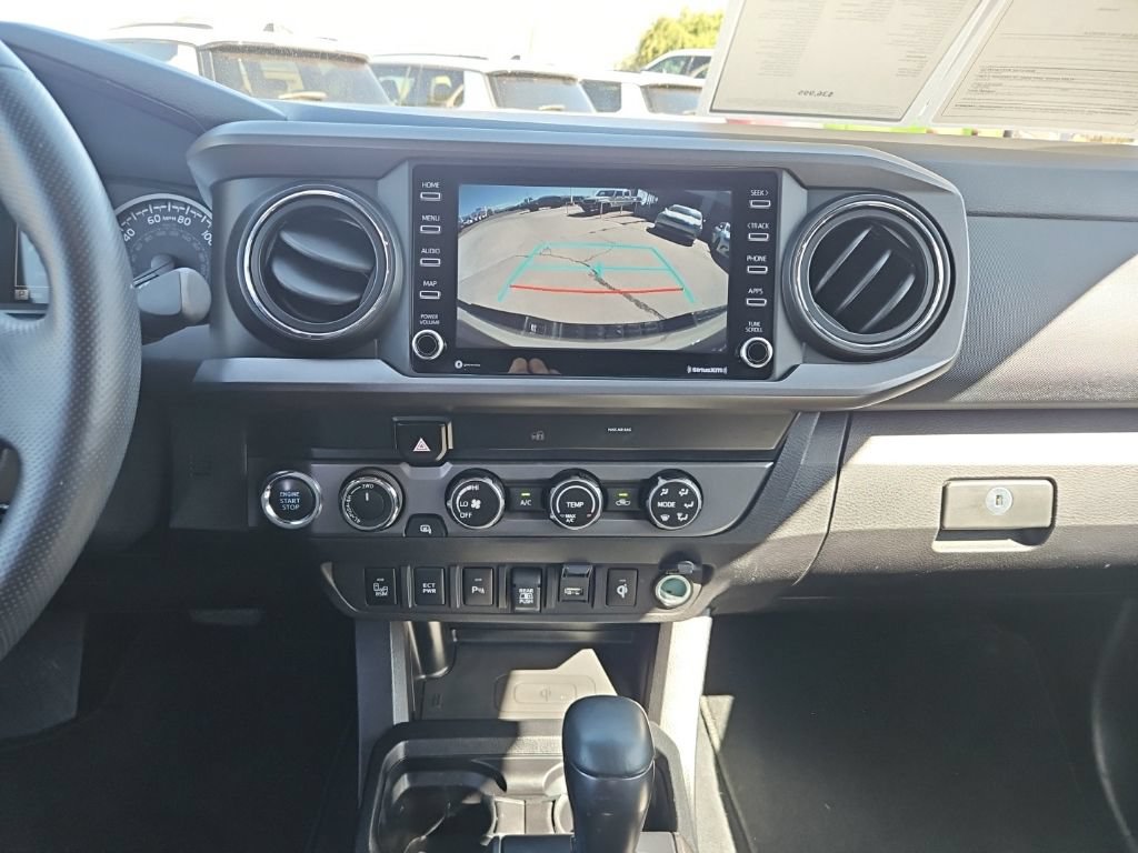Used 2020 Toyota Tacoma TRD Off-Road w/ Technology Package AWD/4WD image 29