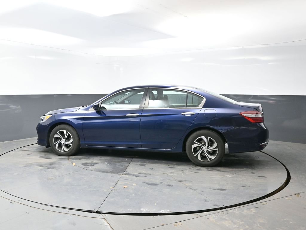 Used 2016 Honda Accord LX image 8