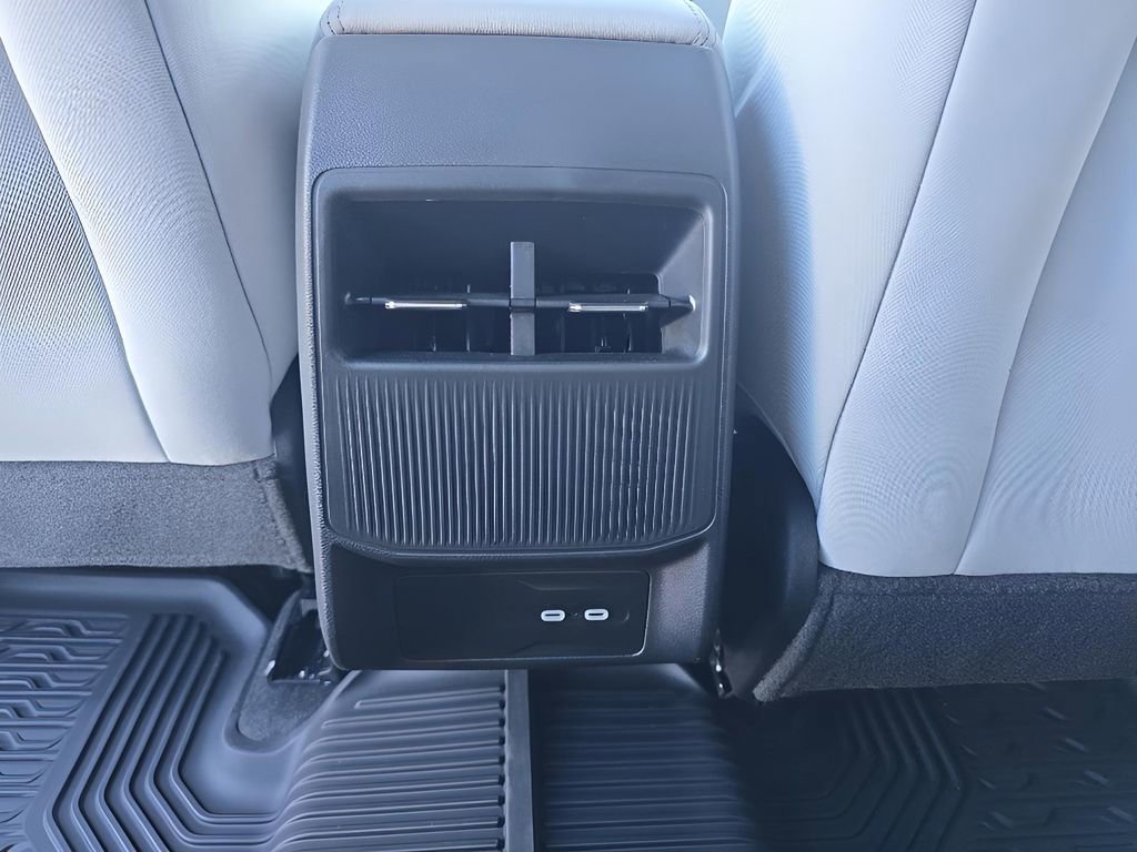 New 2026 Jeep Cherokee Laredo AWD/4WD image 32