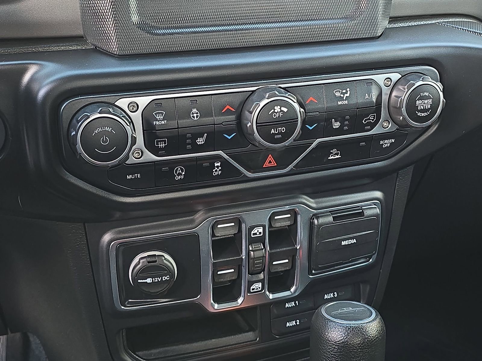 Used 2020 Jeep Gladiator Sport w/ Quick Order Package 24S image 25