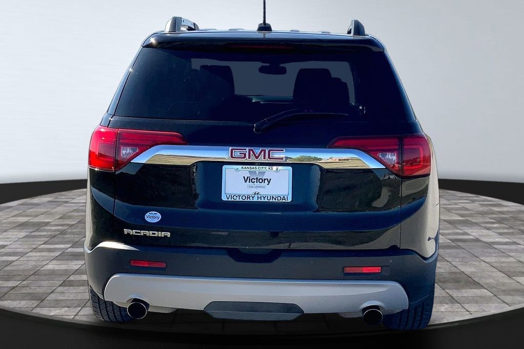 Used 2017 GMC Acadia SLT image 6