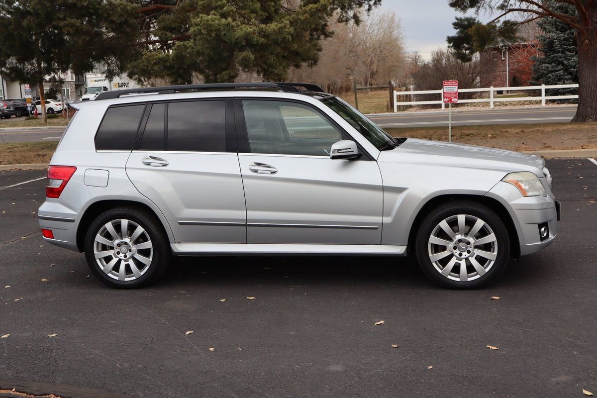 Used 2012 Mercedes-Benz GLK 350 4MATIC image 3