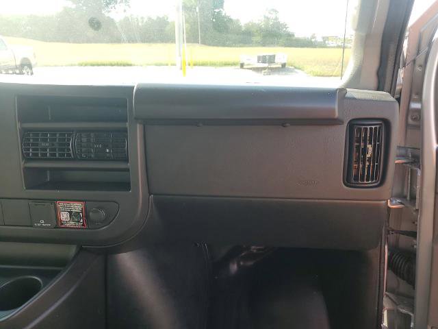 New 2025 GMC Savana 3500 w/ Driver Convenience Package image 32