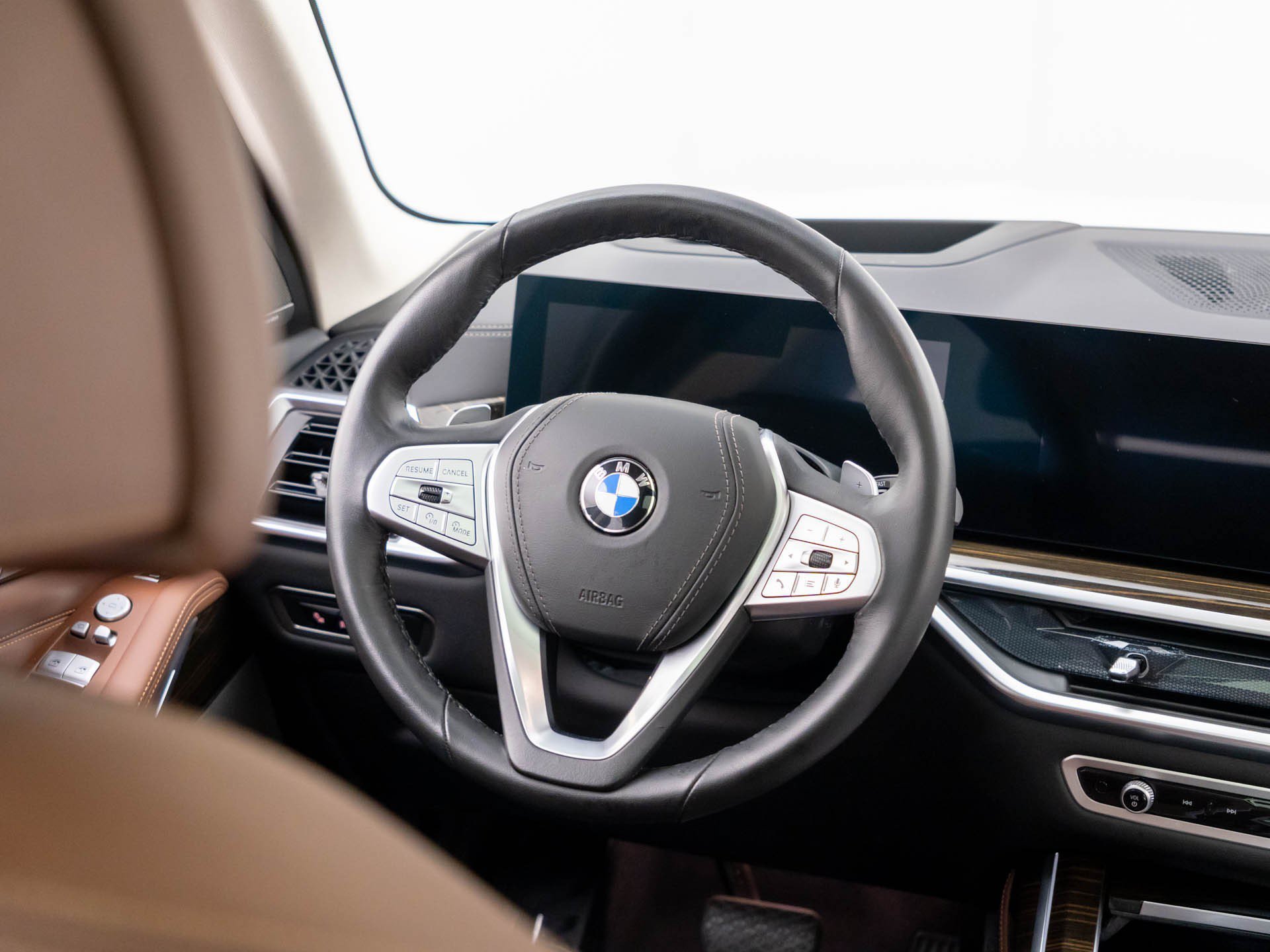 Certified 2026 BMW X7 xDrive40i AWD/4WD image 11