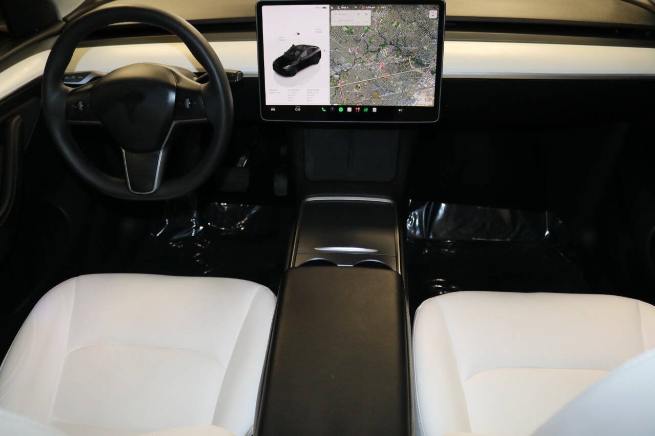 Used 2023 Tesla Model Y Long Range AWD/4WD image 16