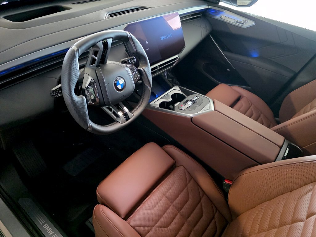 New 2027 BMW X5 xDrive40i w/ Luxury Front Seating Package AWD/4WD image 8