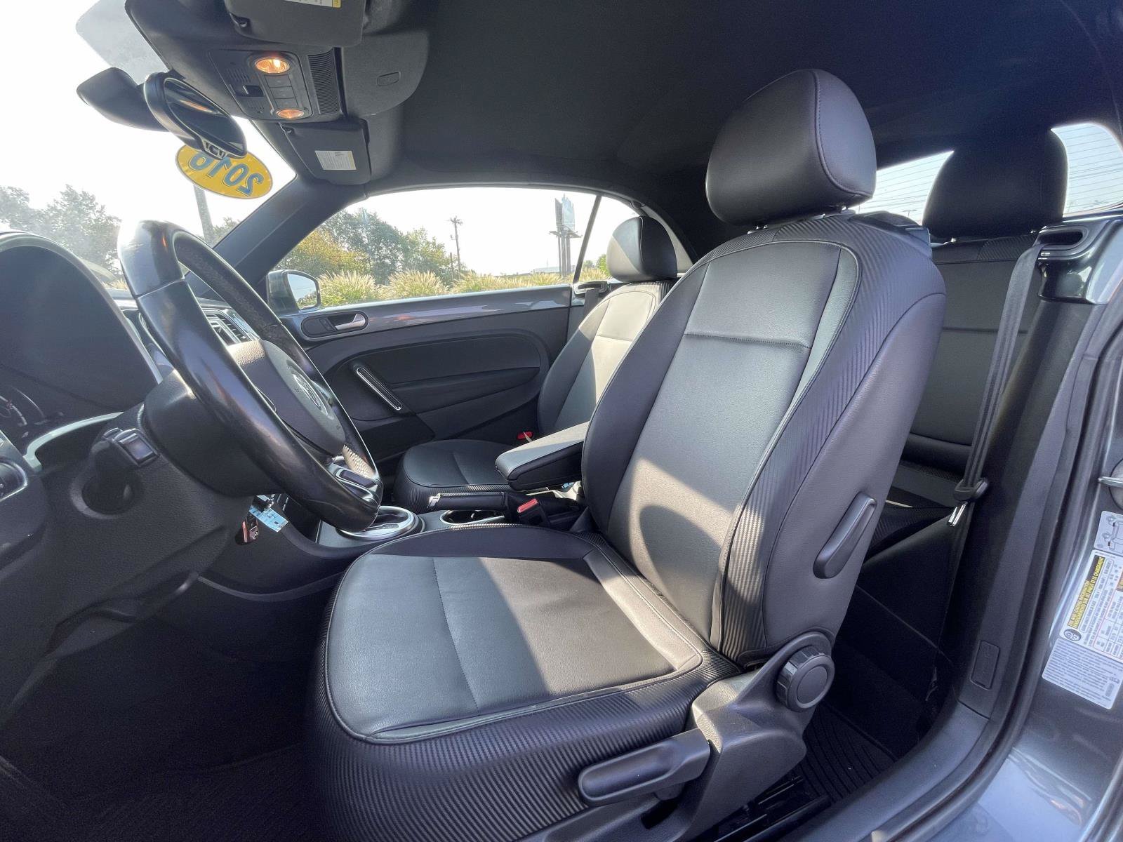 Used 2016 Volkswagen Beetle 1.8T S FWD image 13