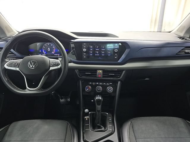 Used 2023 Volkswagen Taos SE w/ Panoramic Sunroof Package FWD image 7