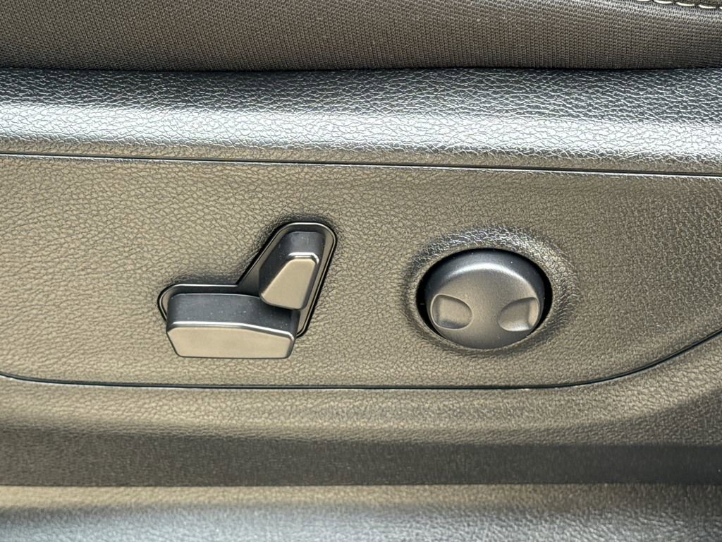 Used 2025 RAM 1500 Lone Star AWD/4WD image 21