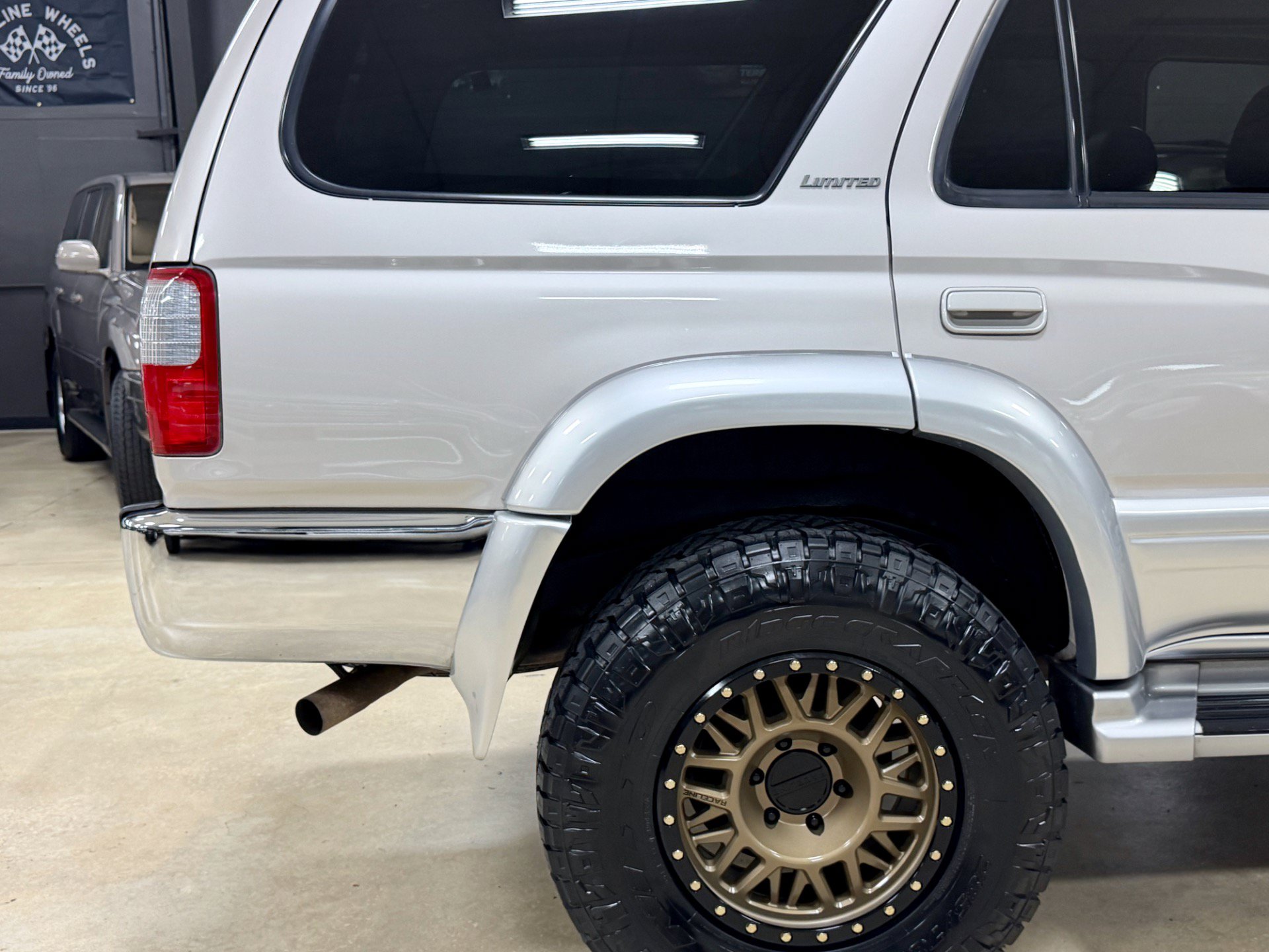 Used 1996 Toyota 4Runner Limited AWD/4WD image 13