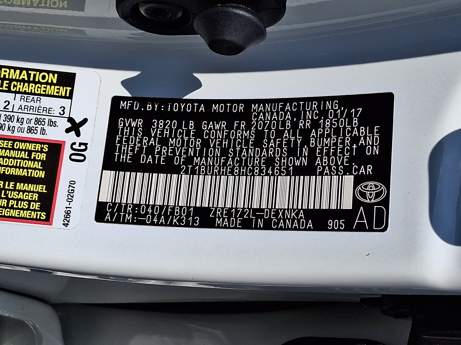 Used 2017 Toyota Corolla LE w/ Carpet Mat Package (TMS) FWD image 27