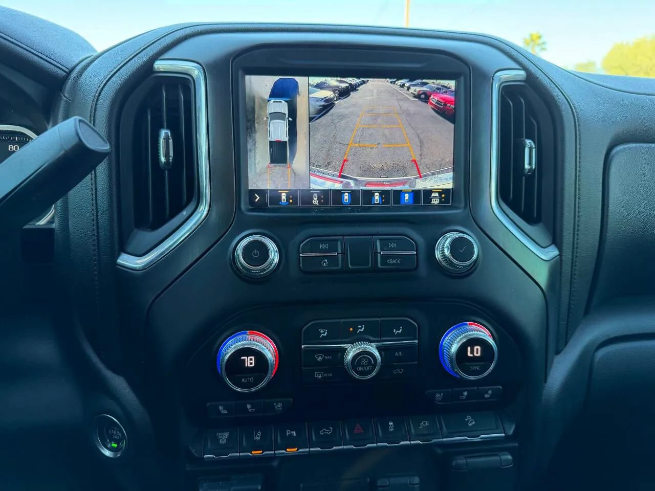 Used 2021 GMC Sierra 2500 AT4 w/ AT4 Premium Plus Package AWD/4WD image 24