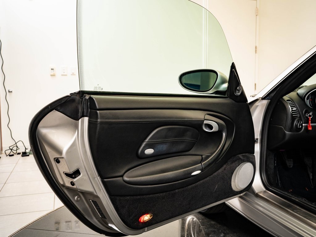 Used 2003 Porsche 911 Turbo image 28