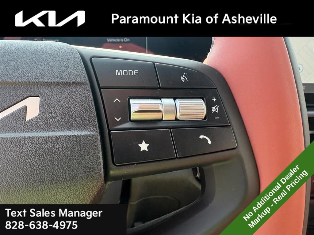 New 2026 Kia Sportage SX FWD image 14