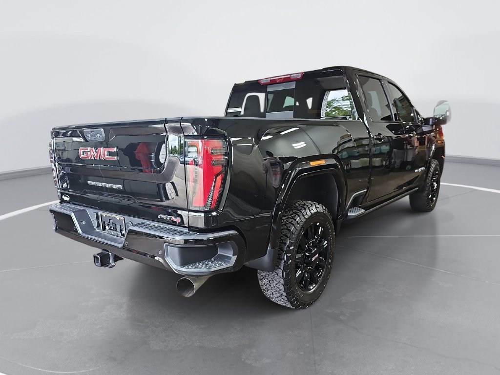 Used 2026 GMC Sierra 2500 AT4 w/ AT4 Premium Plus Package AWD/4WD image 3