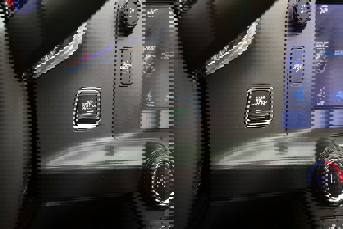 Used 2015 Chevrolet Corvette Stingray Coupe w/ 2LT Preferred Equipment Group image 16