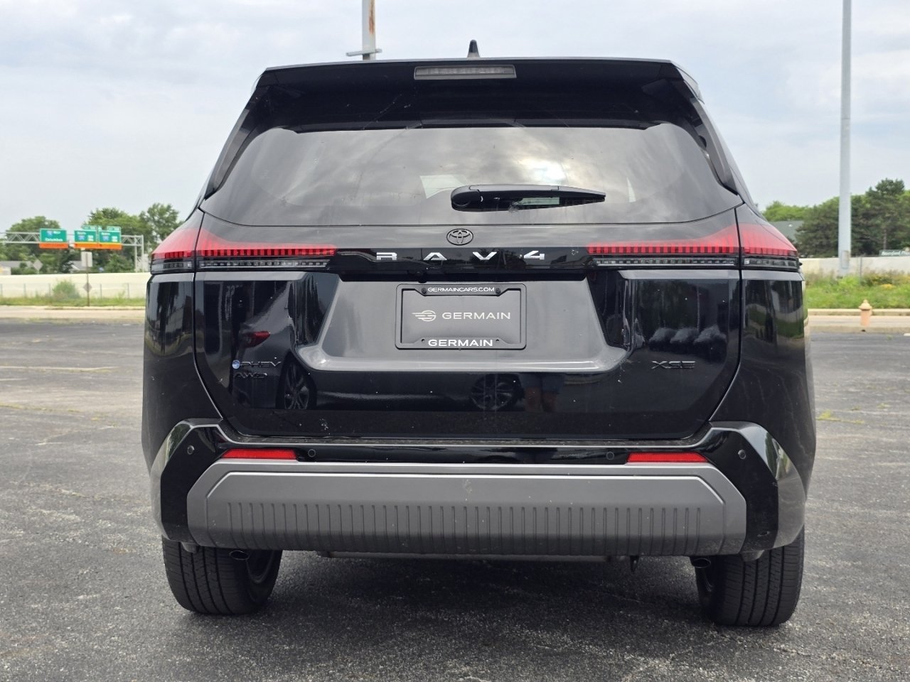 New 2026 Toyota RAV4 XSE AWD/4WD image 15