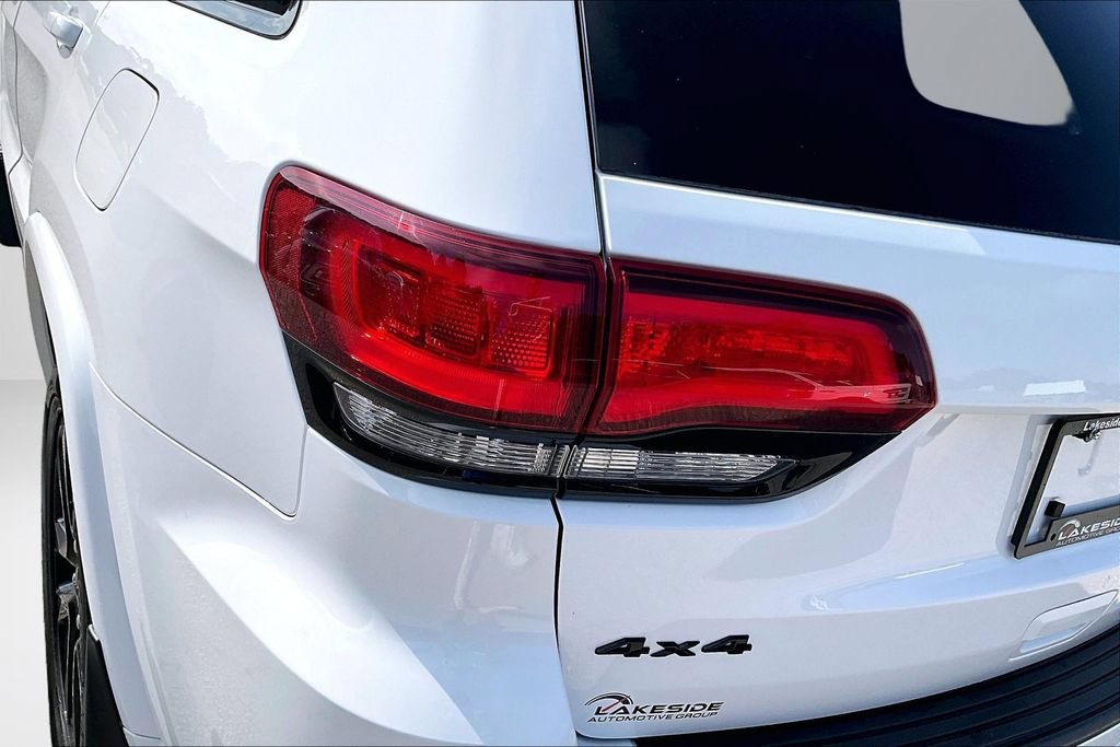 Used 2019 Jeep Grand Cherokee Altitude AWD/4WD image 23