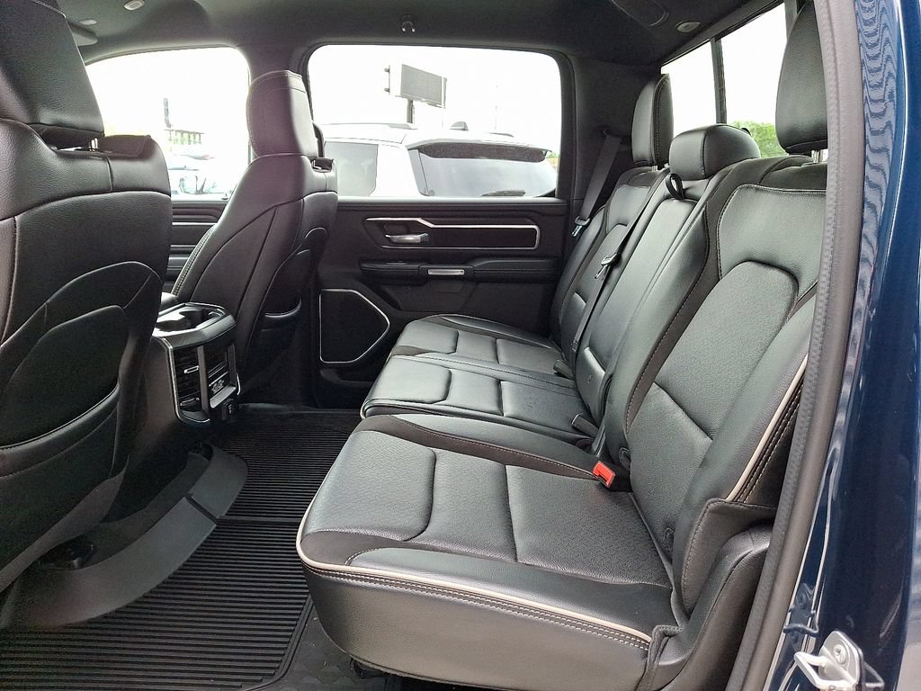 Used 2023 RAM 1500 Laramie AWD/4WD image 12