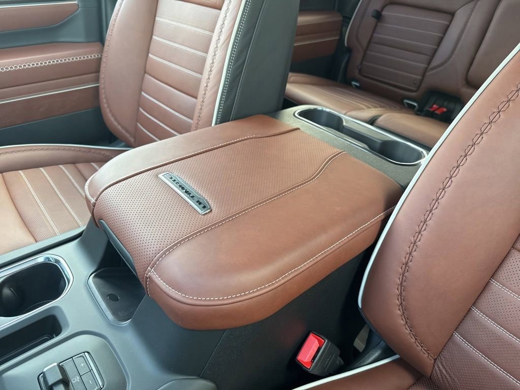 New 2026 GMC Sierra 3500 Denali Ultimate AWD/4WD image 38
