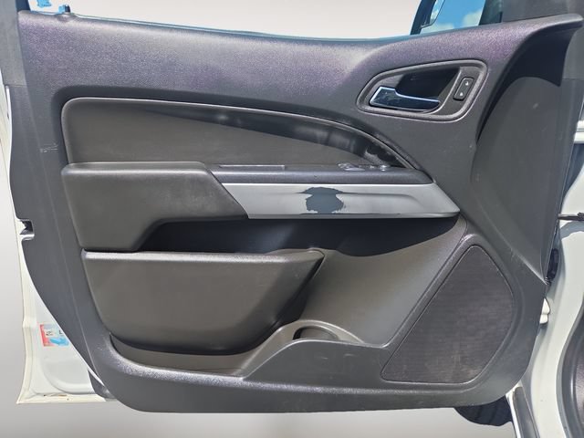 Used 2022 Chevrolet Colorado LT w/ Fleet Safety Package RWD image 16