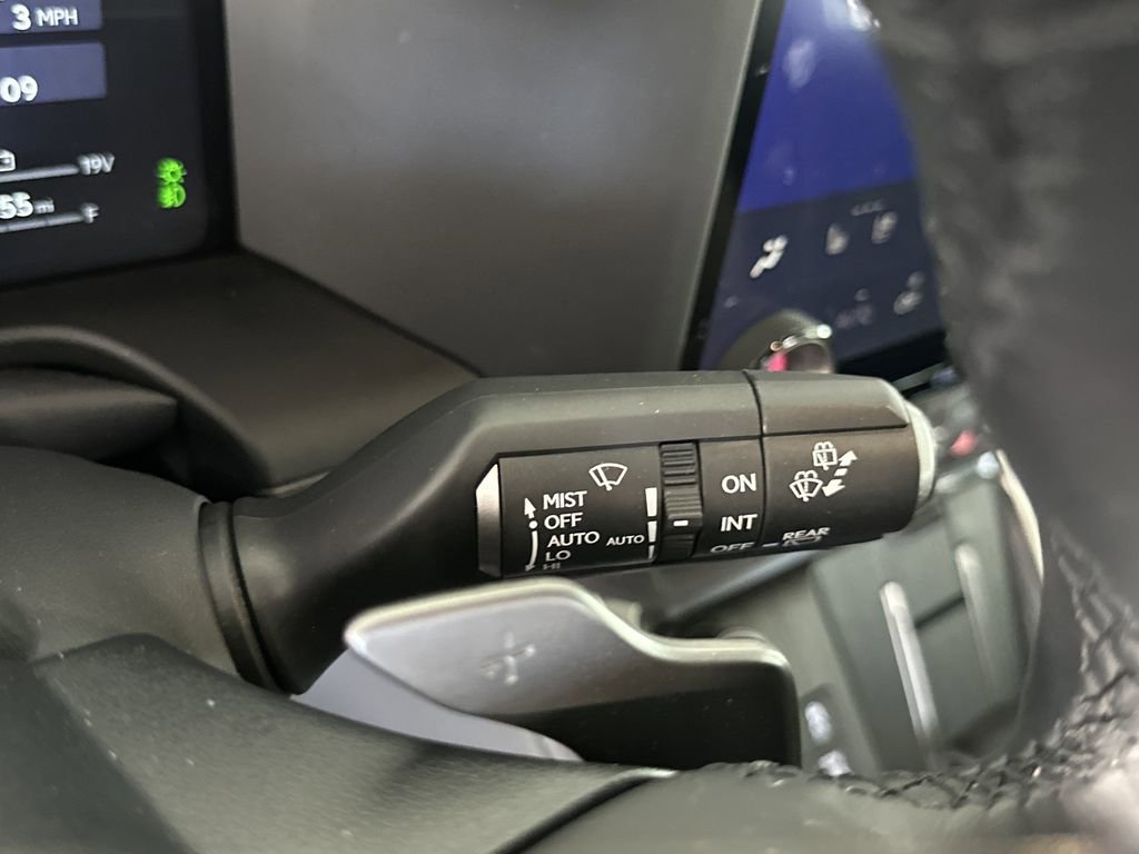 Used 2025 Lexus GX 550 w/ Cold Area Package image 23