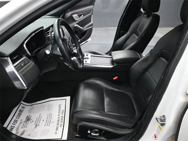 Used 2022 Jaguar XF R-Dynamic SE image 12