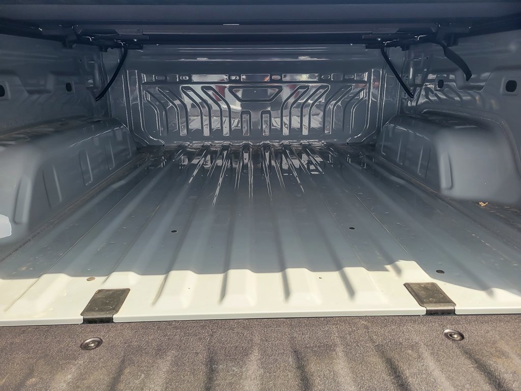 New 2026 GMC Sierra EV Elevation image 16