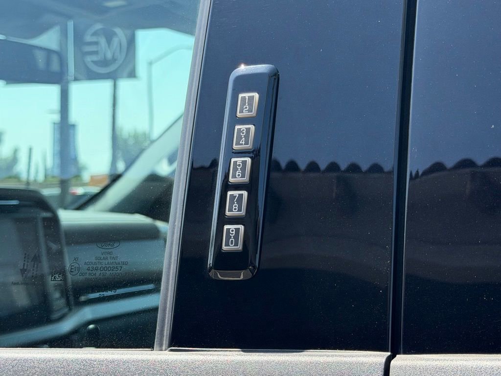 Used 2023 Ford F150 Lightning XLT AWD/4WD image 22