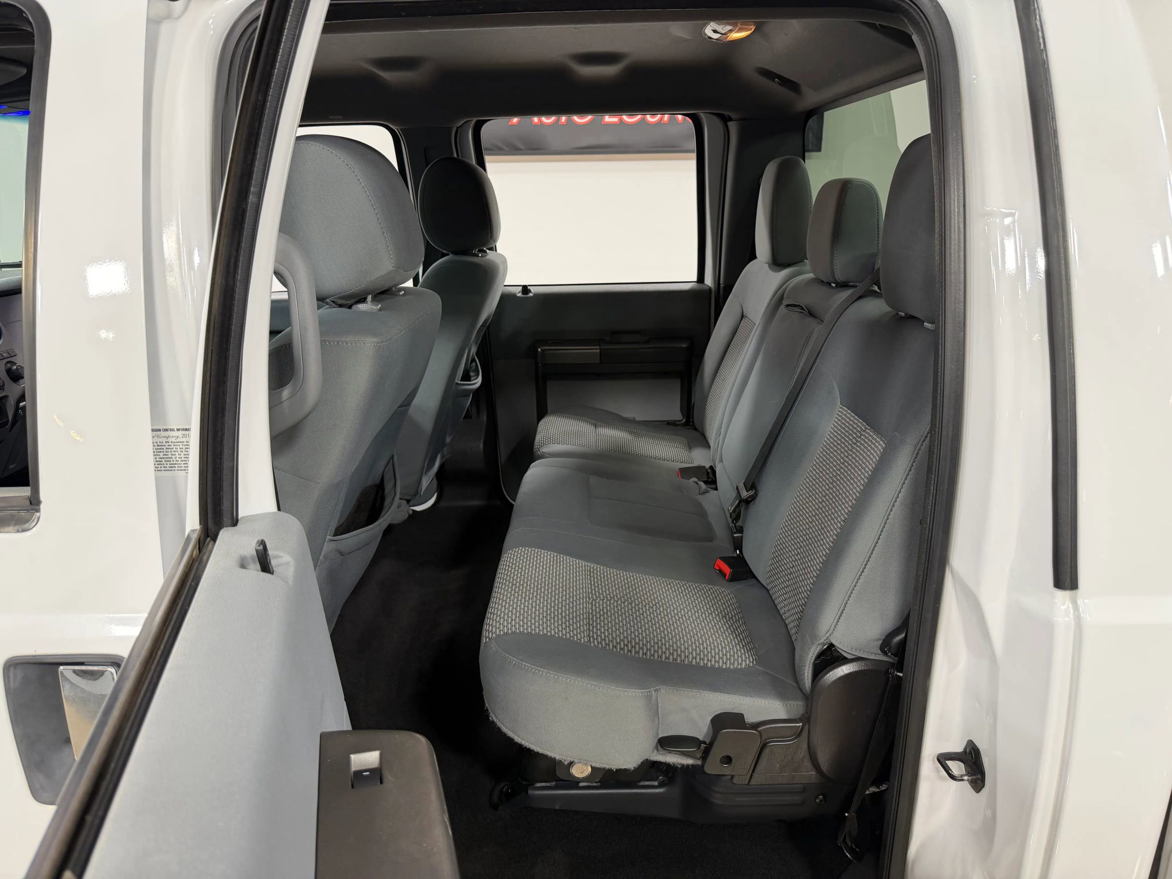 Used 2015 Ford F350 XLT AWD/4WD image 16