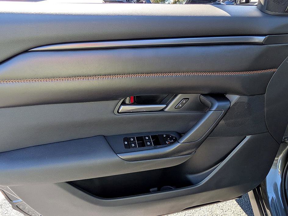 New 2025 MAZDA CX-50 AWD 2.5 Hybrid w/ Weather Package image 12