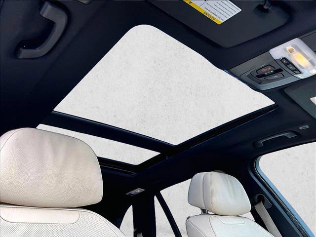 Used 2018 BMW X5 xDrive40e image 17