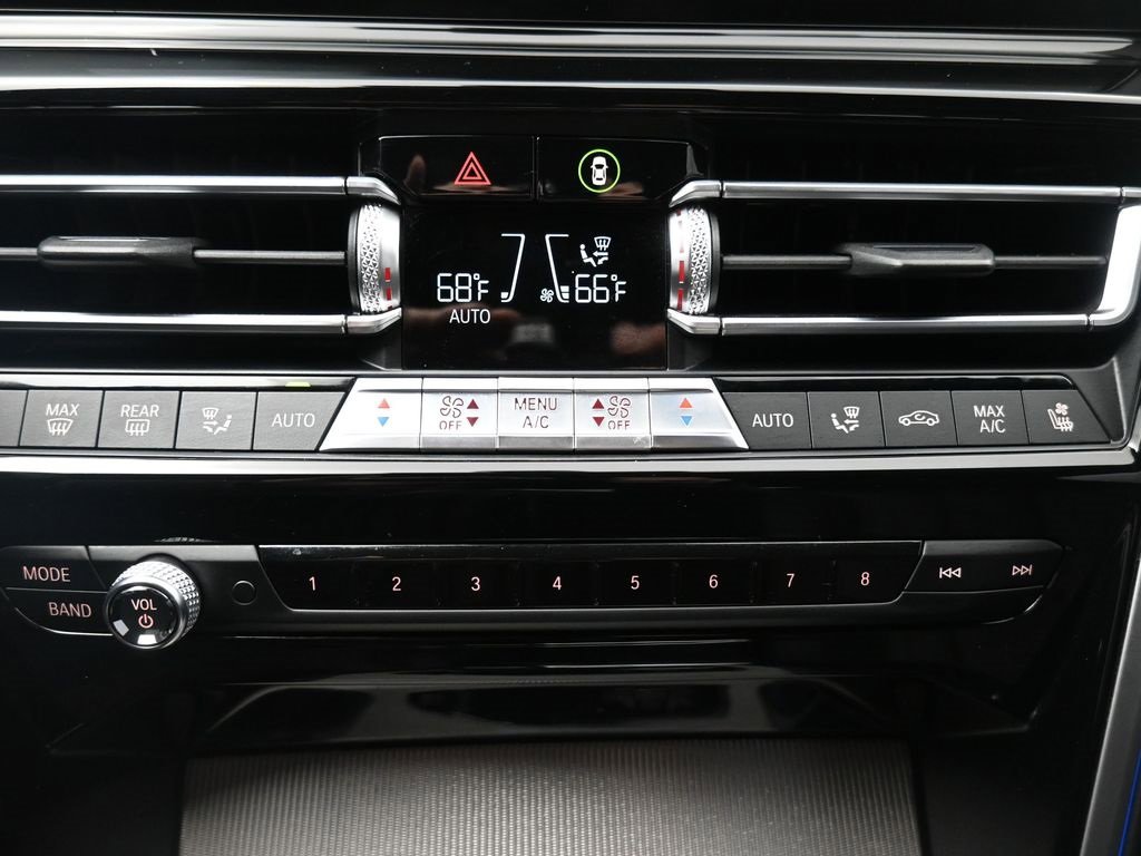 Used 2019 BMW M850i xDrive Coupe image 18