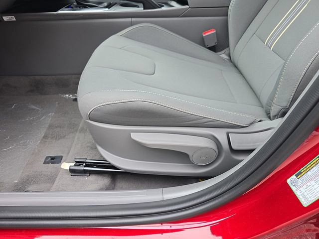 Certified 2025 Hyundai Elantra Sport FWD image 37