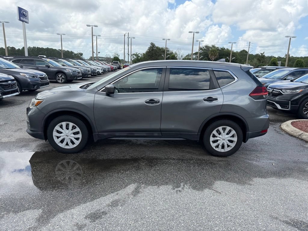 Used 2018 Nissan Rogue S FWD image 12