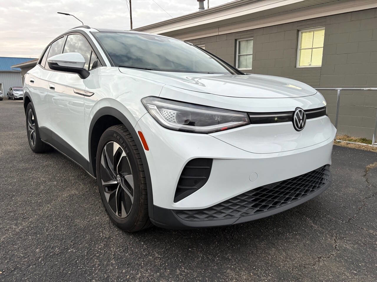 Used 2021 Volkswagen ID.4 Pro S image 3