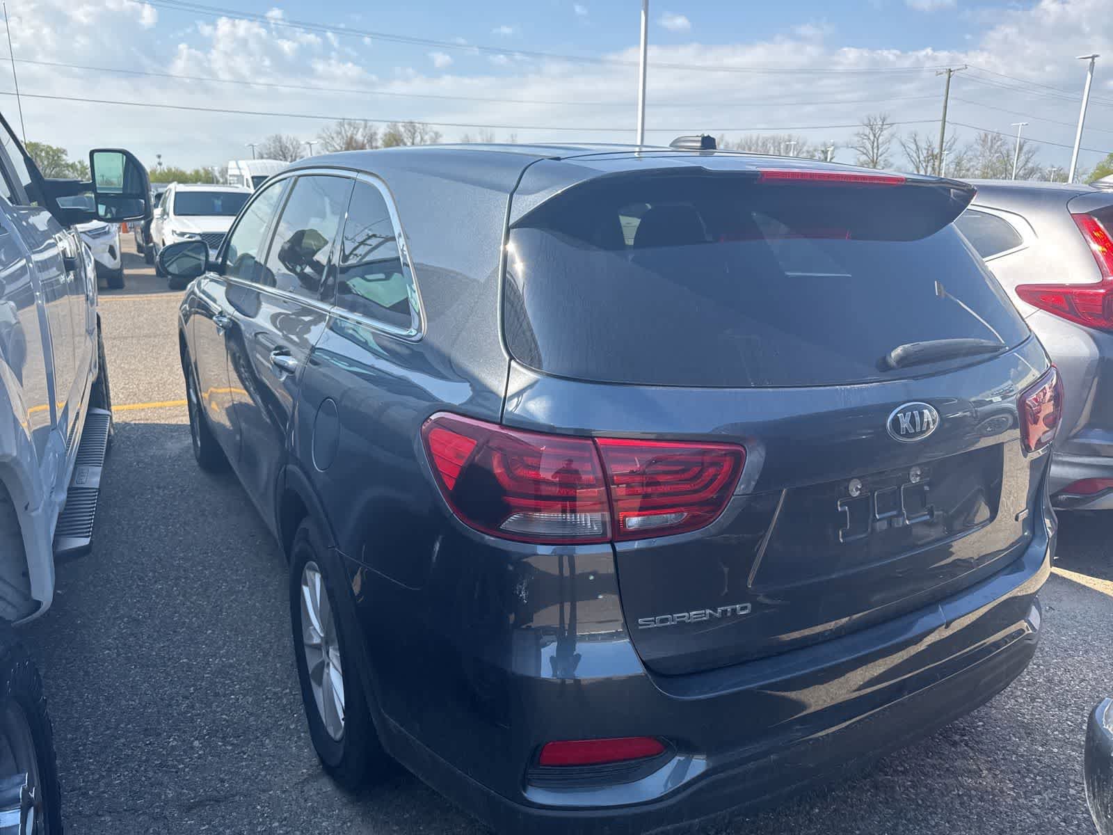 Used 2020 Kia Sorento LX FWD image 10