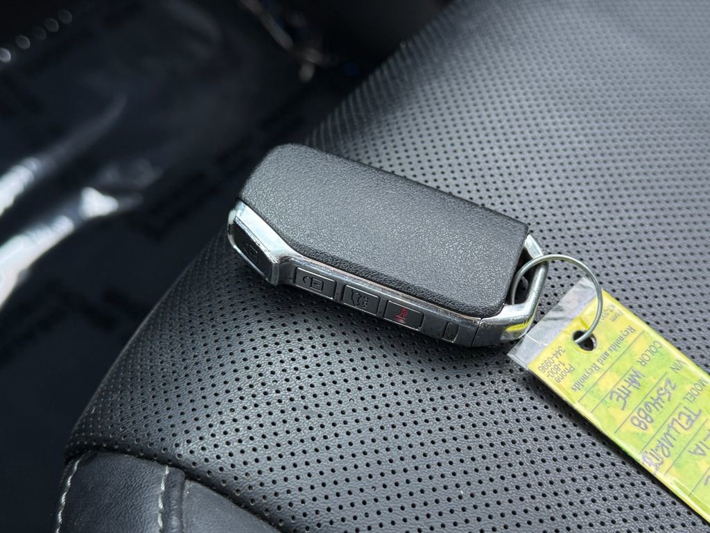 Used 2022 Kia Telluride S image 31