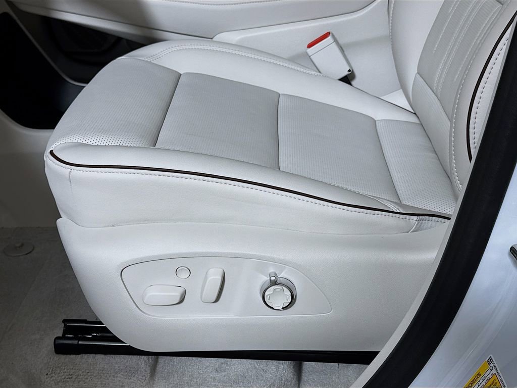 New 2026 Buick Enclave Avenir w/ Super Cruise Package image 17