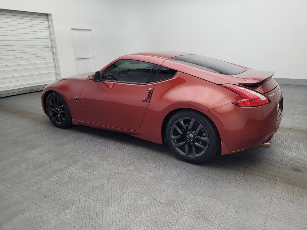 Used 2016 Nissan 370Z Coupe image 3