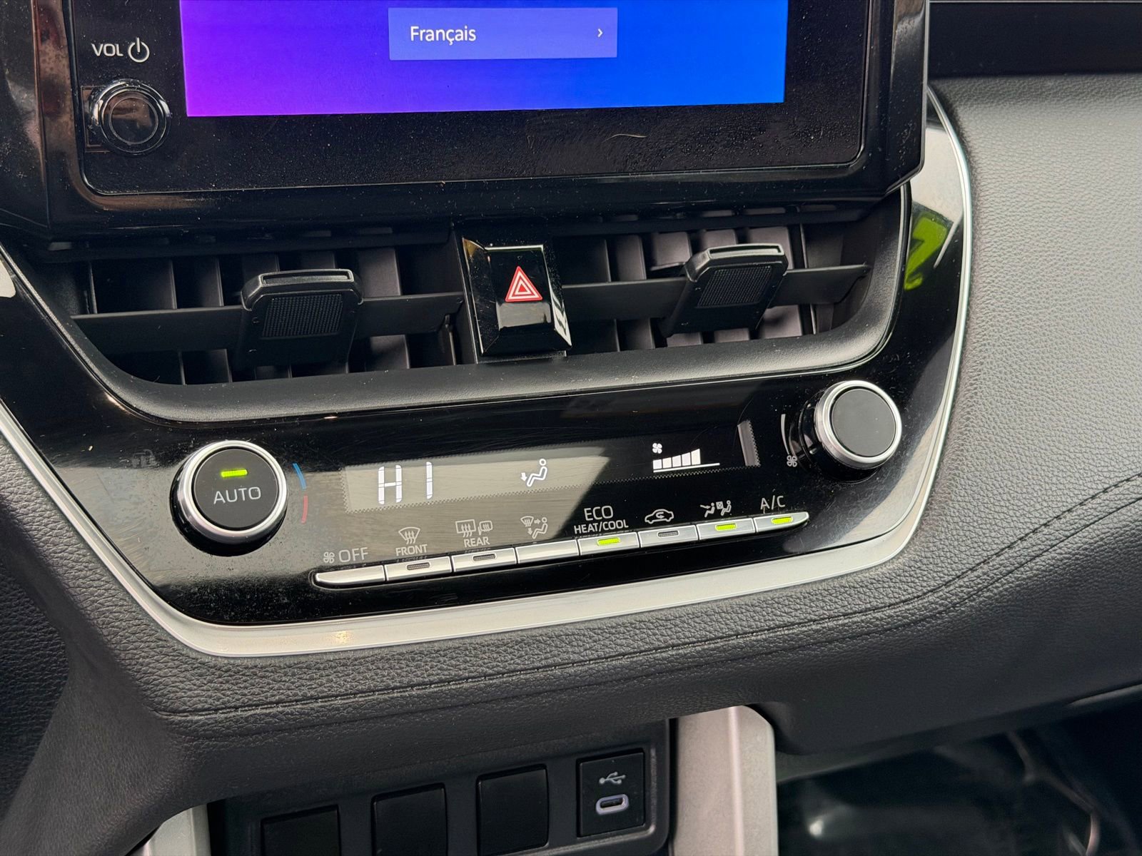 Used 2024 Toyota Corolla Cross SE image 20