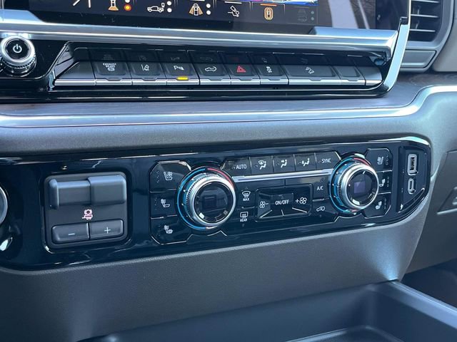 New 2025 GMC Sierra 2500 SLT w/ SLT Premium Package image 31