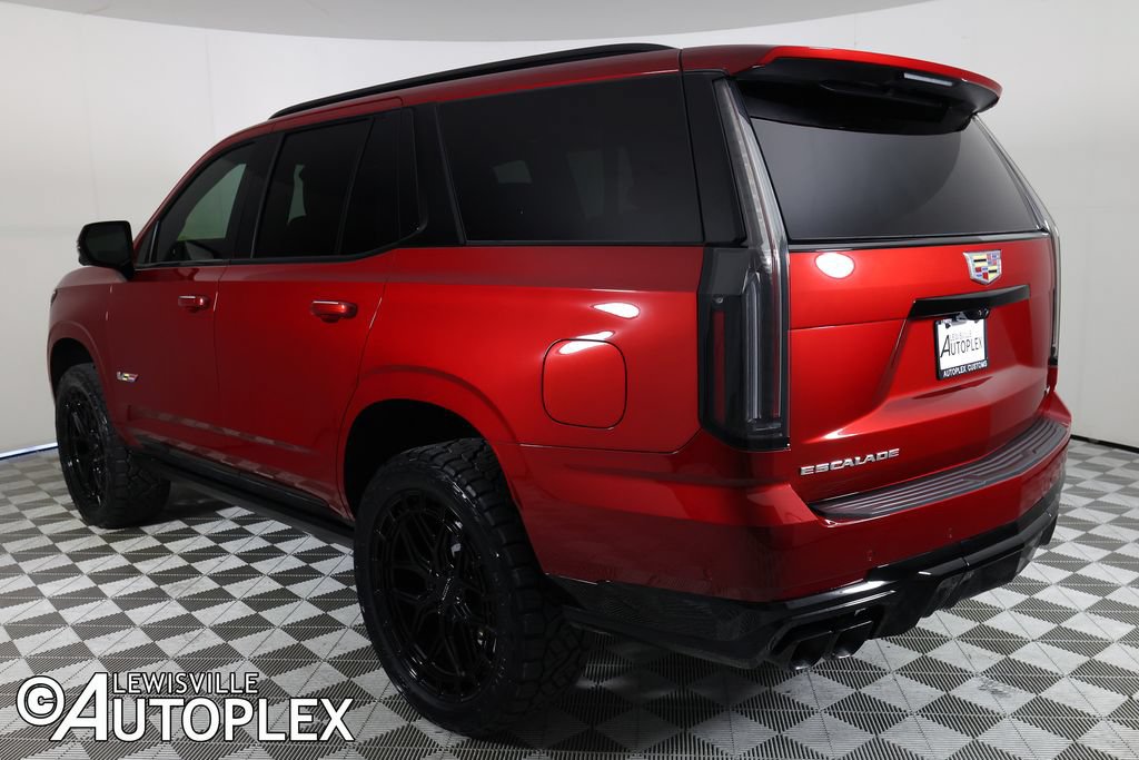 Used 2026 Cadillac Escalade V AWD/4WD image 7