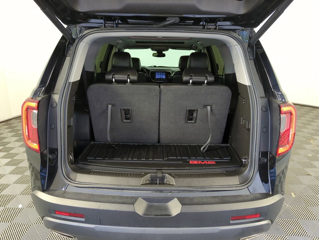 Used 2023 GMC Acadia AT4 w/ Technology Package image 32