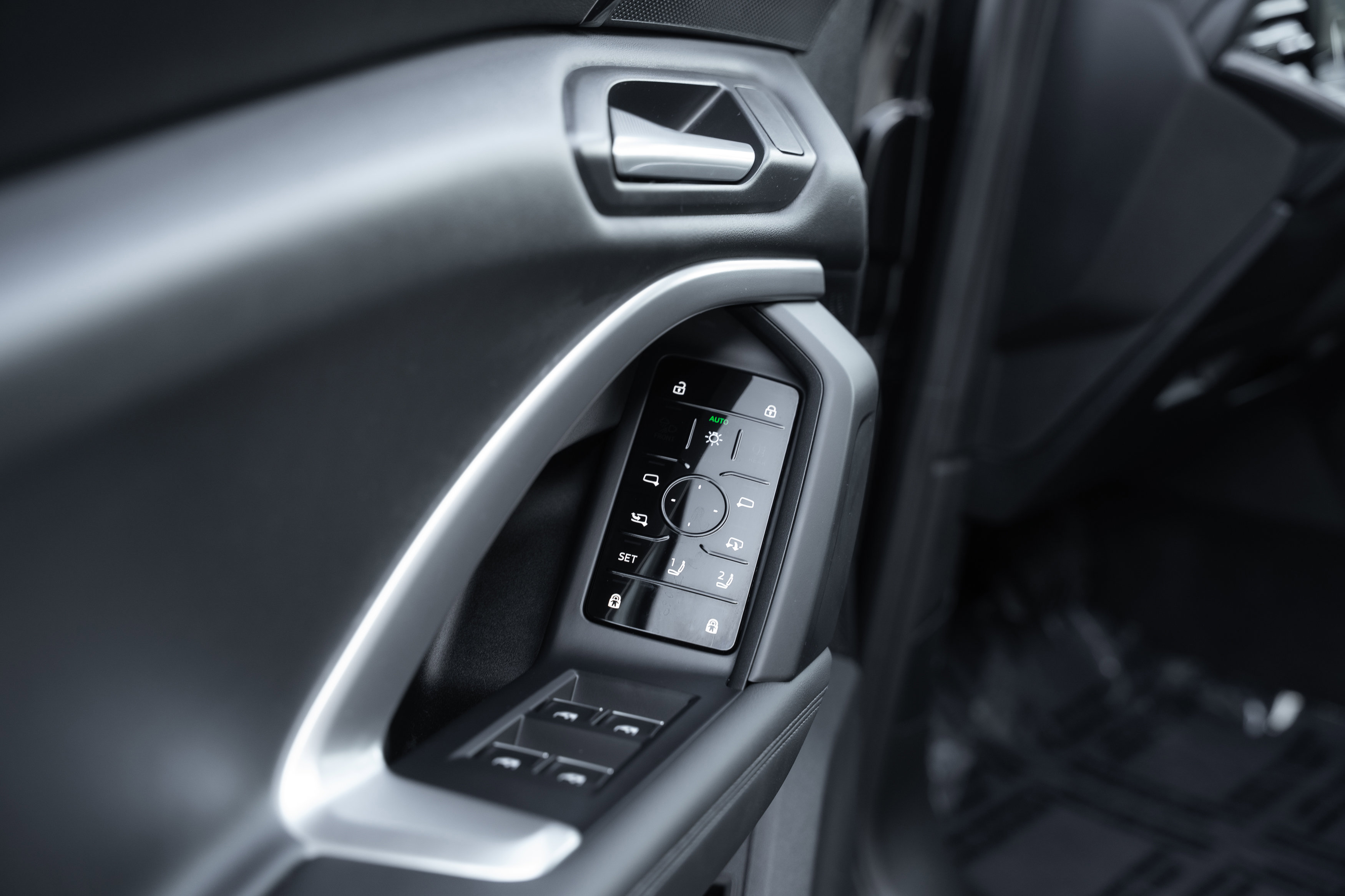 Certified 2025 Audi Q5 Premium w/ Convenience Package image 20