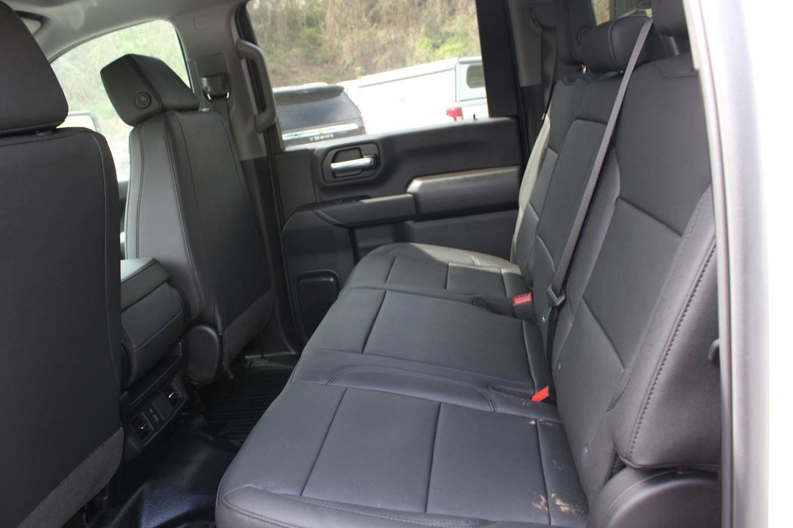 New 2026 GMC Sierra 3500 Pro w/ Convenience Package image 29