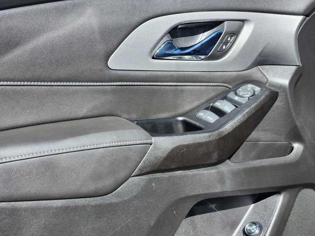 Used 2023 Chevrolet Traverse LT AWD/4WD image 10