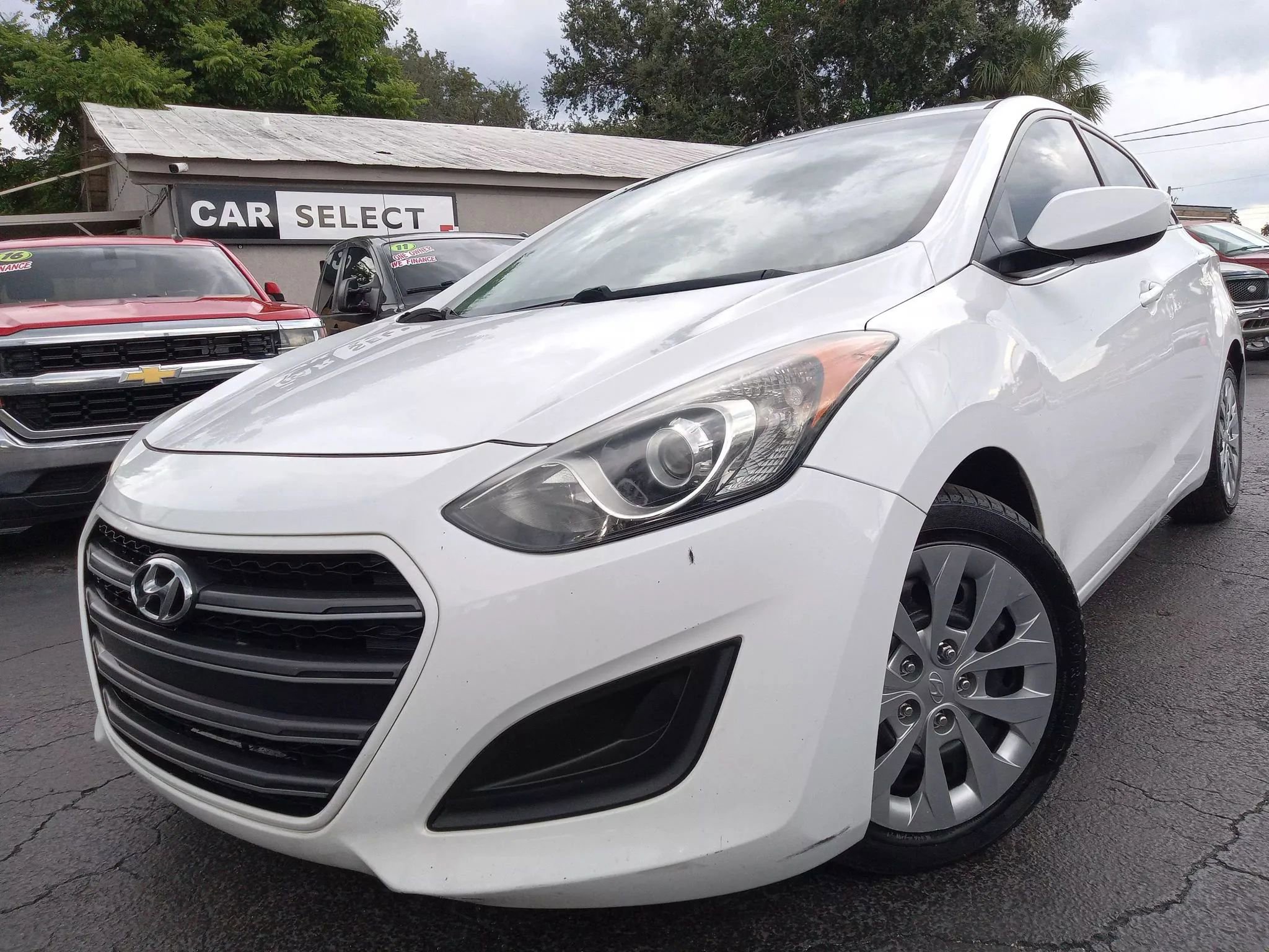 Used 2017 Hyundai Elantra GT